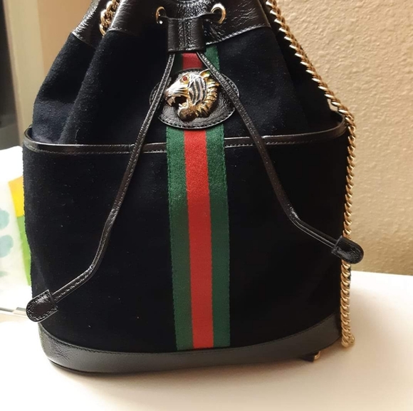 Gucci over shoulder bag - Picture 2 of 8